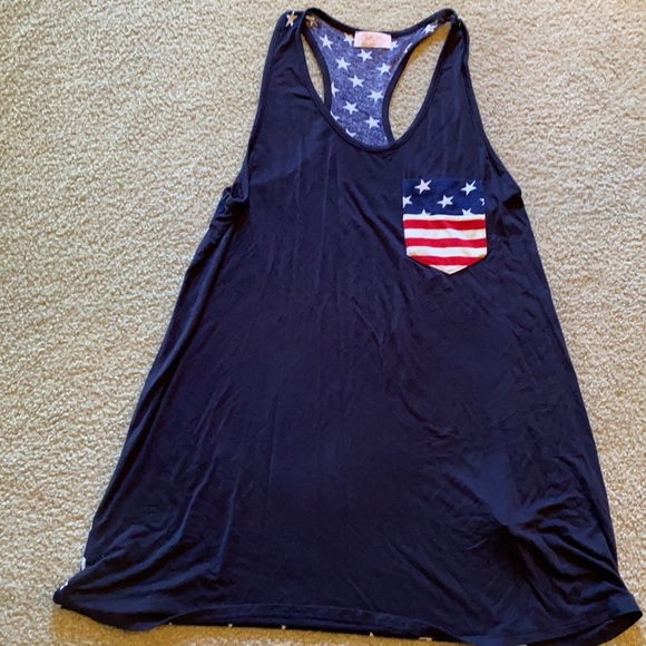 Tank top bundle - Picture 2 of 8